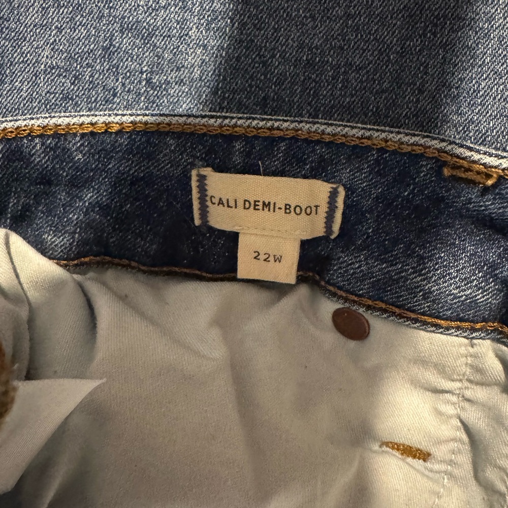 Madewell Cali Demi Jeans - Picture 8 of 12